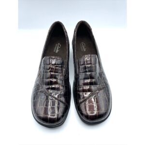Clarks Bendables MAY POPPY Brown Croc Embossed Slip On Loafers WOMENS SIZE 9.5N